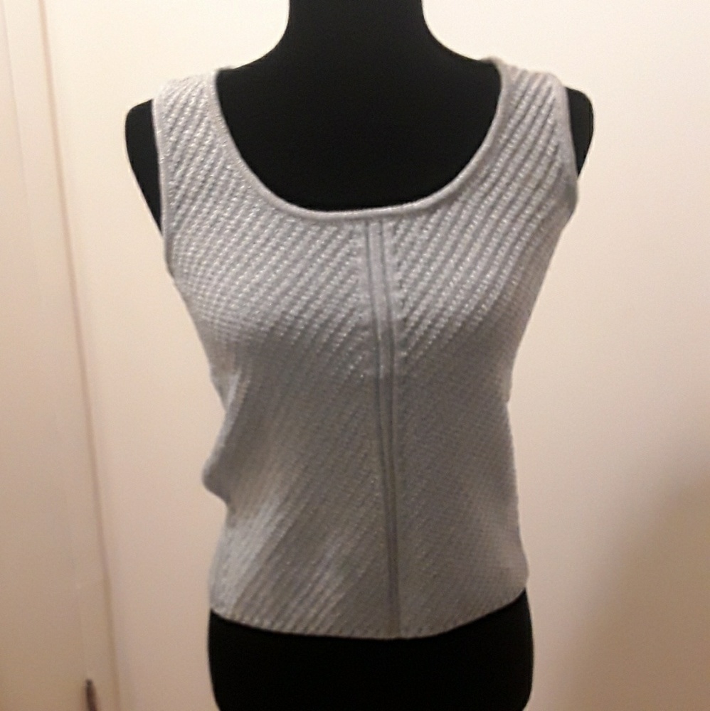 crochet sleeveless top with scoop neck
